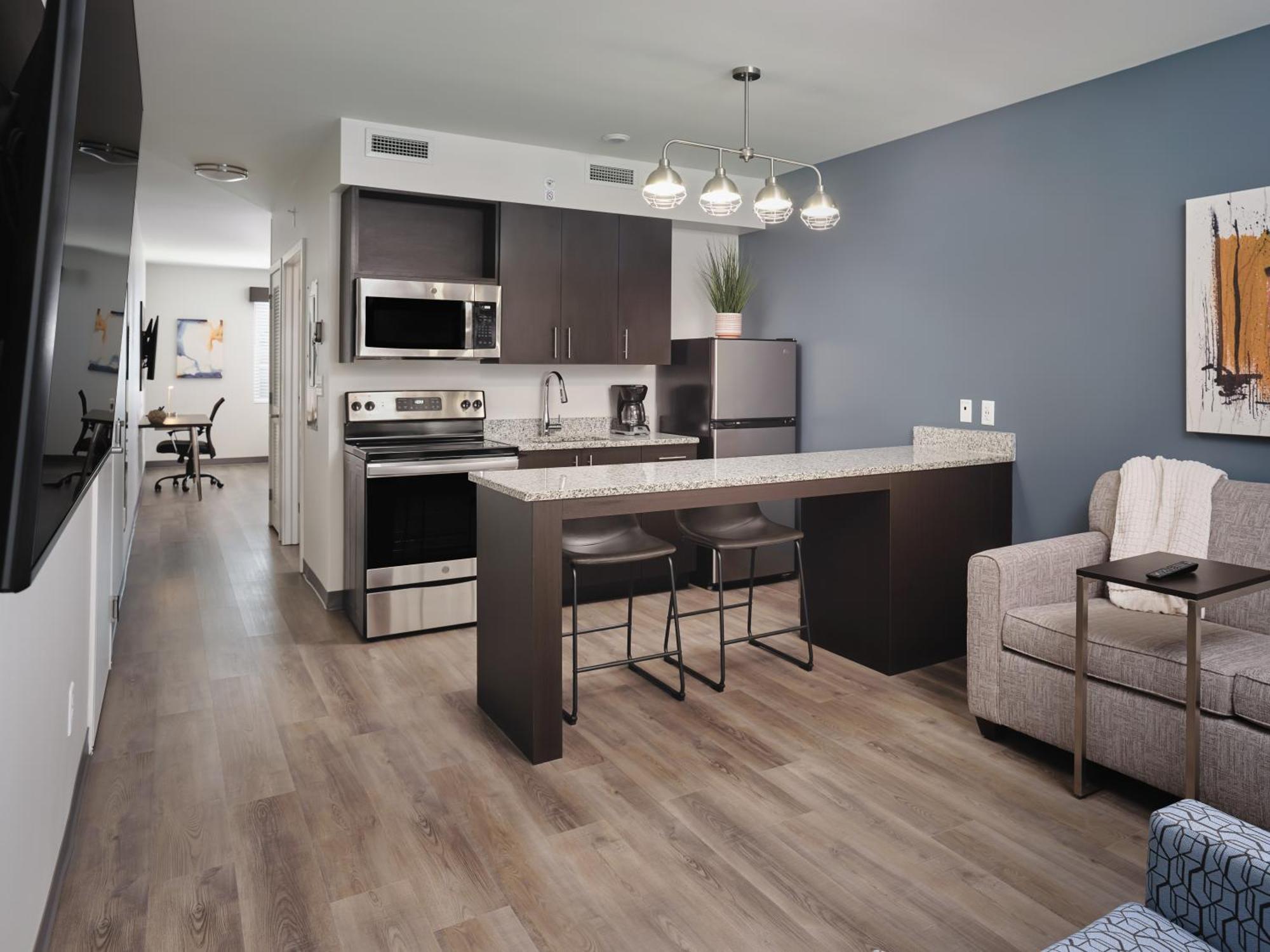 Stayapt Suites Atlanta-Newnan Eksteriør bilde